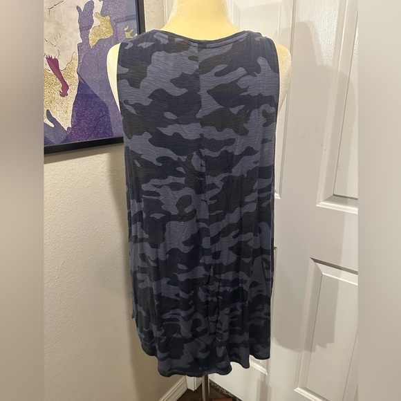 Old Navy Camo Print Luxe Swing Tank - Picture 4 of 6